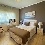 Primera Linea De Playa En Frente Al Puerto Deportivo Фуенхірола