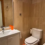 Primera Linea De Playa En Frente Al Puerto Deportivo *