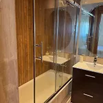 Primera Linea De Playa En Frente Al Puerto Deportivo