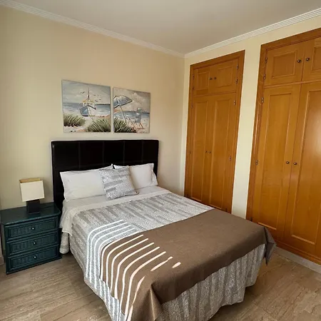 Appartement Primera Linea De Playa En Frente Al Puerto Deportivo