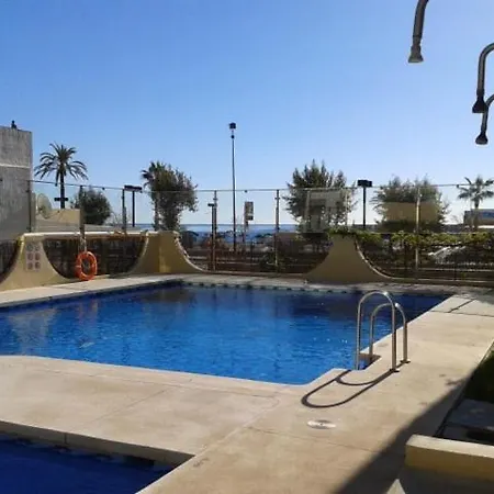 Primera Linea De Playa En Frente Al Puerto Deportivo Lejlighed *