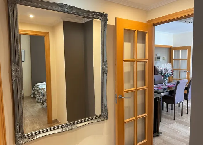 Apartamento Primera Linea De Playa En Frente Al Puerto Deportivo *