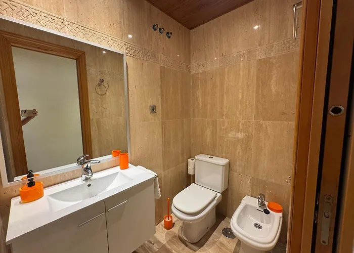 Primera Linea De Playa En Frente Al Puerto Deportivo Apartamento